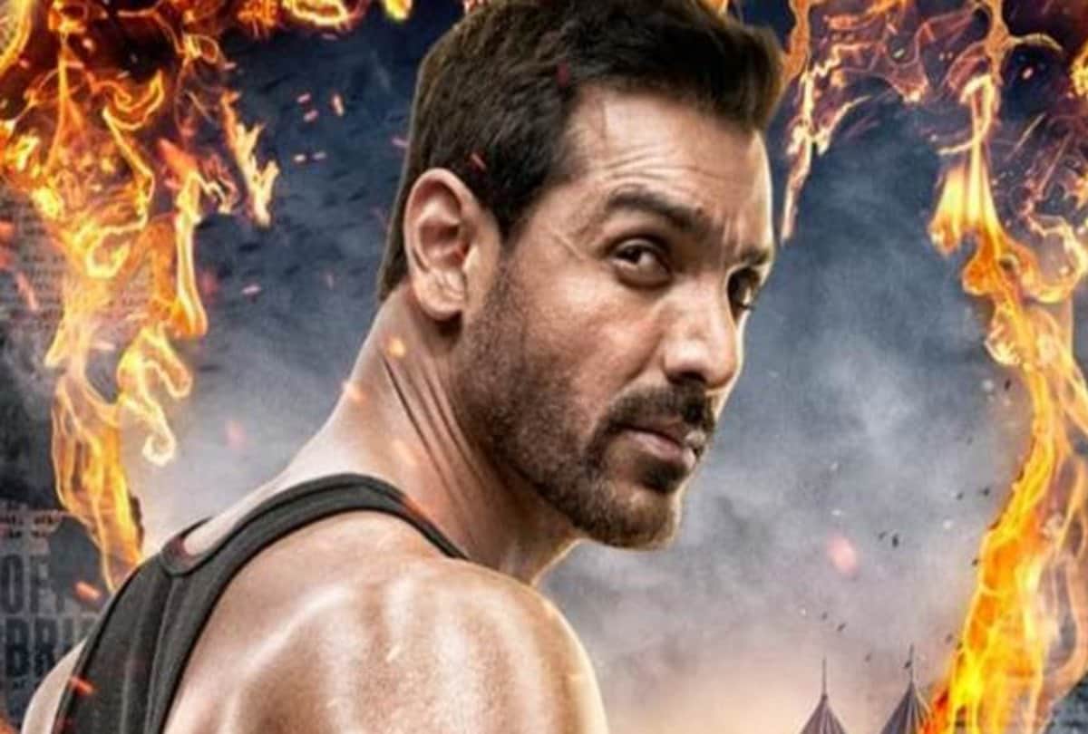 Akshay Kumar Gold and John Abraham Satyameva Jayate film box office collection day 9