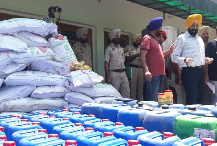 Recovered imitation ghee, milk and paneer in large quantities in Patiala