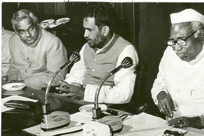 atal bihari vajpayee quotes on politics to cinema read all of them