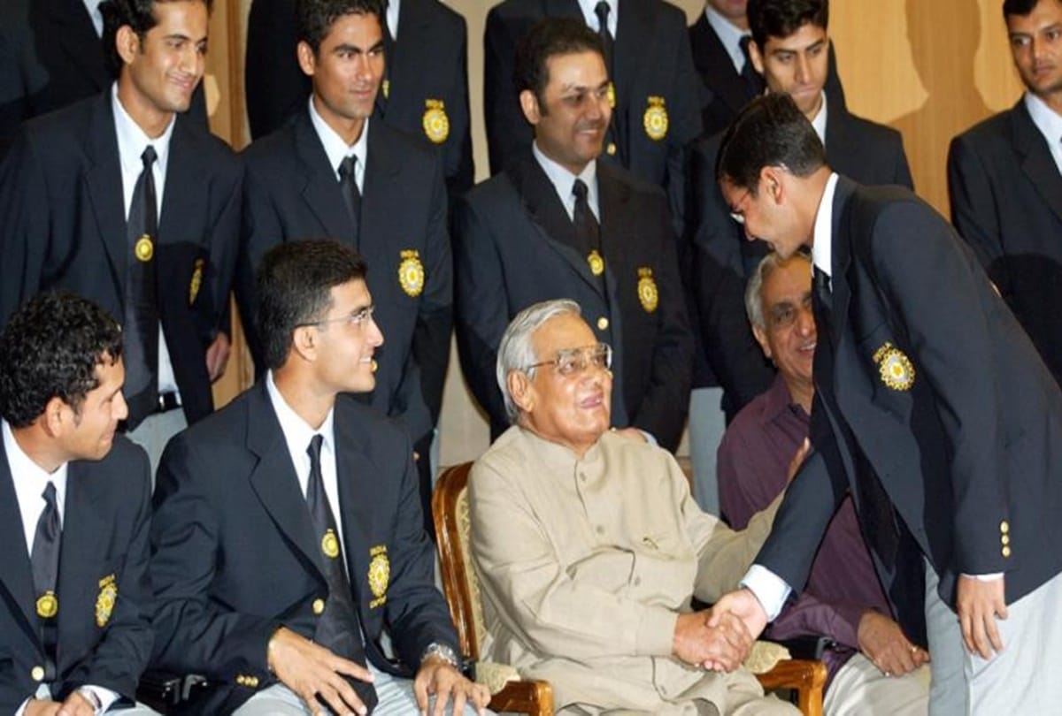 Atal bihari vajpayee advised indian cricket team to win hearts before historic tour of pakistan