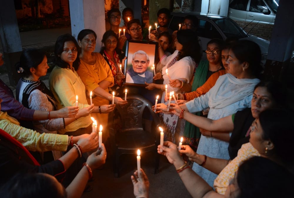 lucknow gives tribute to atal bihari vajpayee.