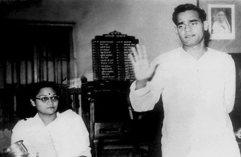 atal bihari vajpayee's childhood memories in bateshwar