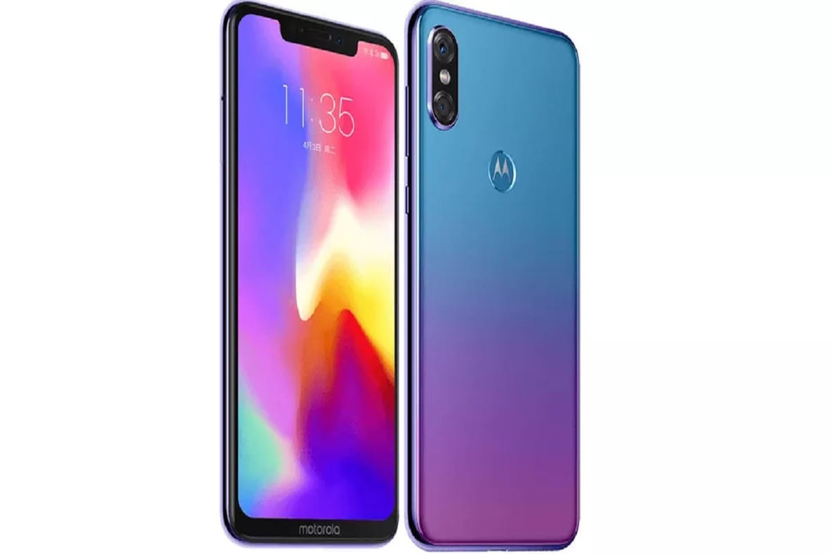Moto P30 Launched in China with dual rear camera and iPhone X-Like Notch