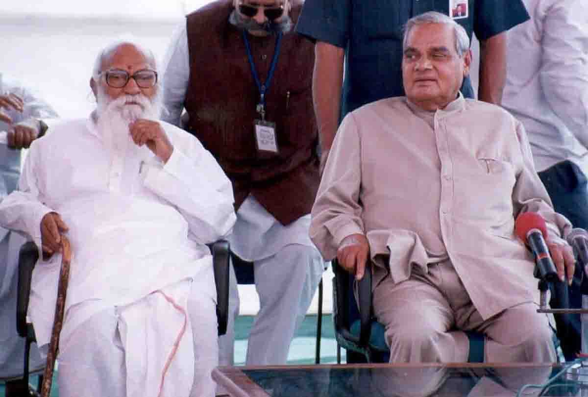 Know about leaders who won from Awadh.