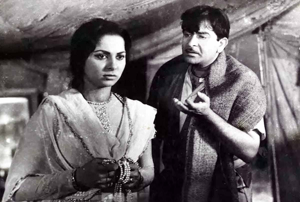 Former Prime Minister Atal Bihari Vajpayee favorite film teesri kasam