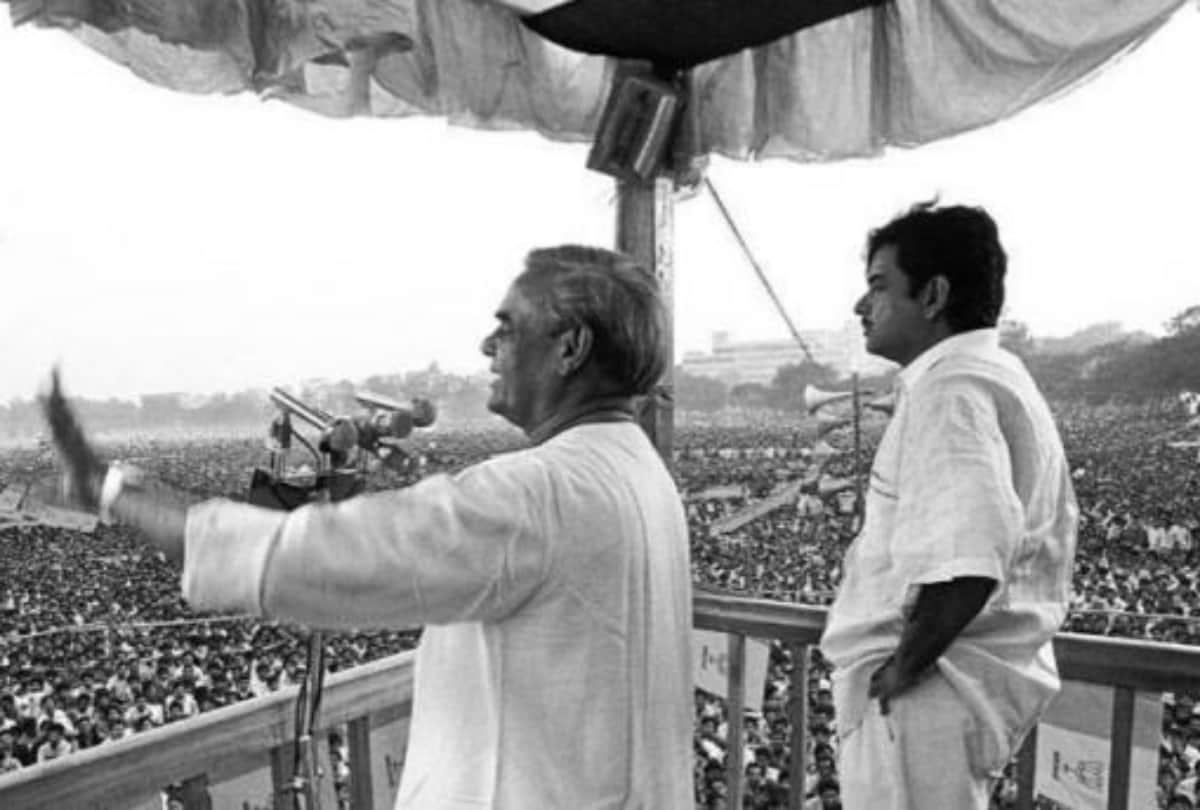 shatrughan sinha tweet on atal bihari vajpayee died