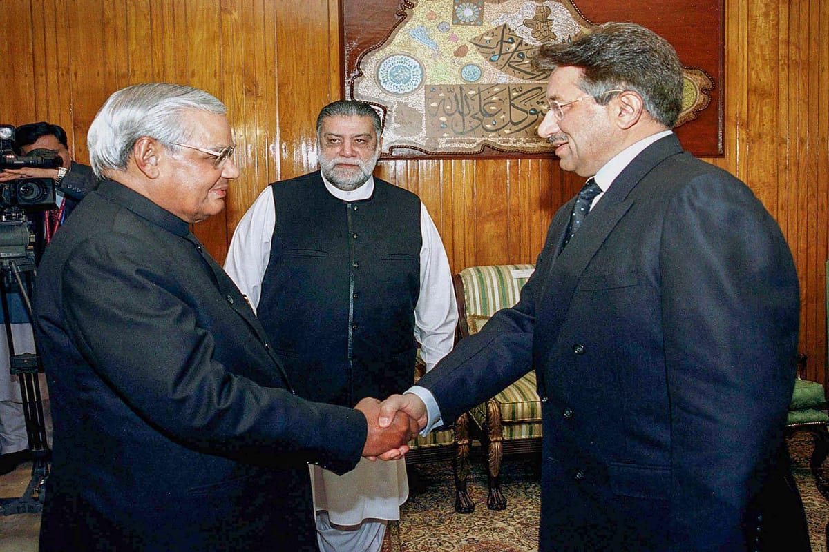 Some memorable photos of Atal Bihari vajpayee life