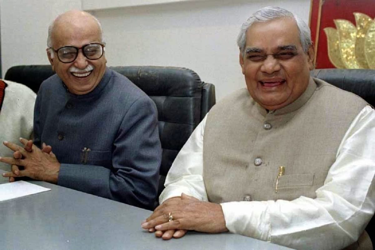 Lal krishna advani turns 91 know about his journey PM modi greets him