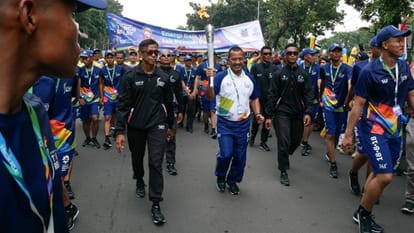 air pollution welcomes athletes in jakarta for asian games