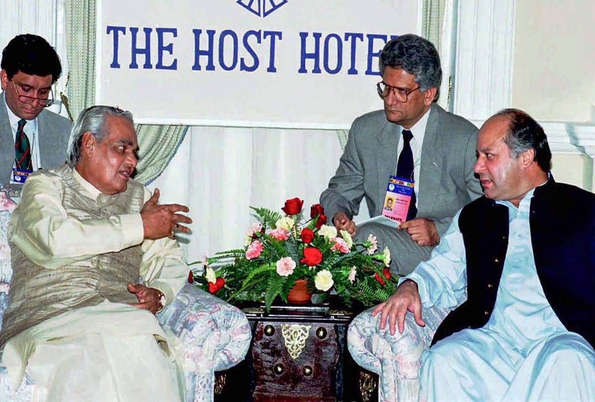 Some memorable photos of Atal Bihari vajpayee life