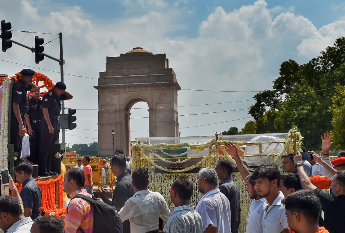 know about all property of atal bihari vajpayee and who will inherit it