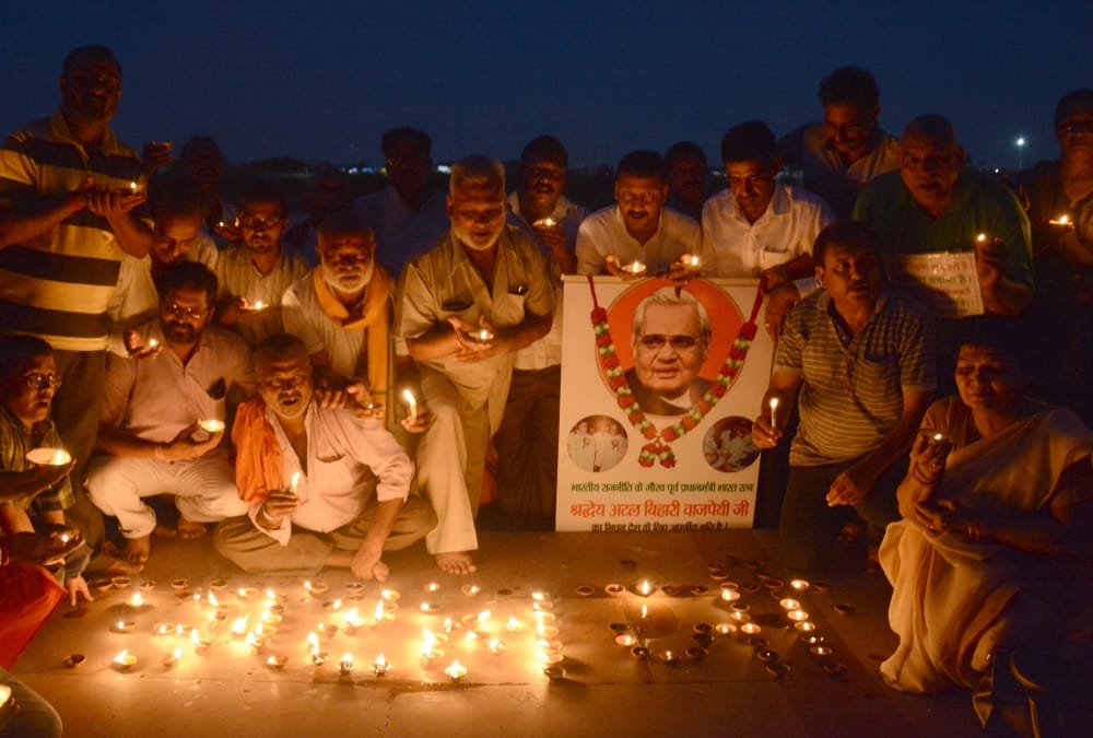 lucknow pays tribute to atal bihari vajpayee.