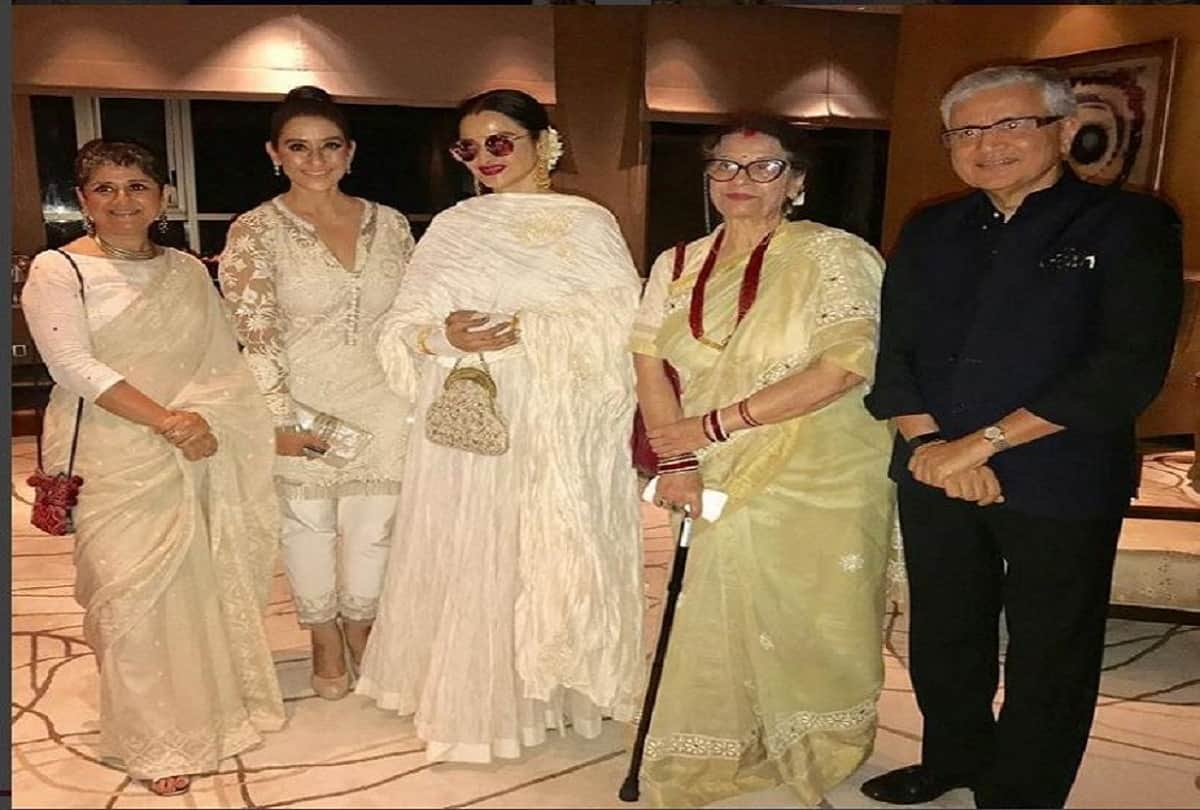manisha koirala birthday and bollywood stars pictures