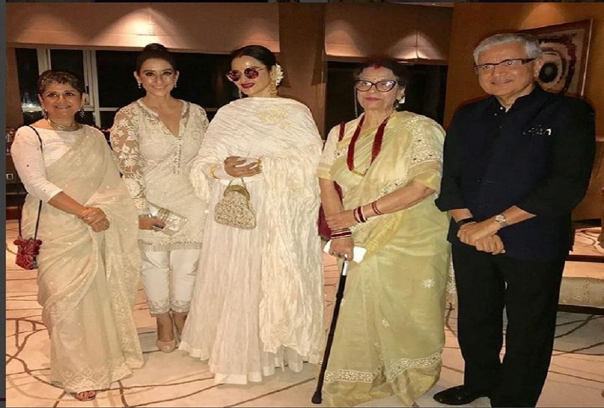 manisha koirala birthday and bollywood stars pictures