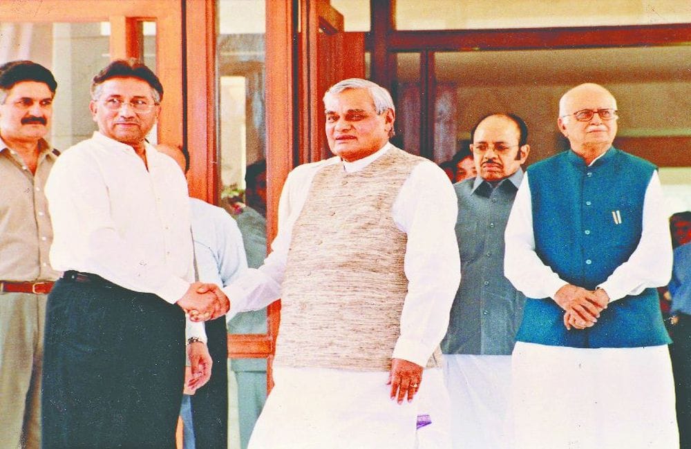 atal bihari vajpayee agra shikhar varta story