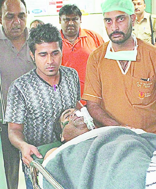 pair chue , haath milaya aur maar di goli
