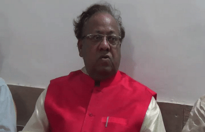 हरिनारायण राजभर (फाइल फोटो)।