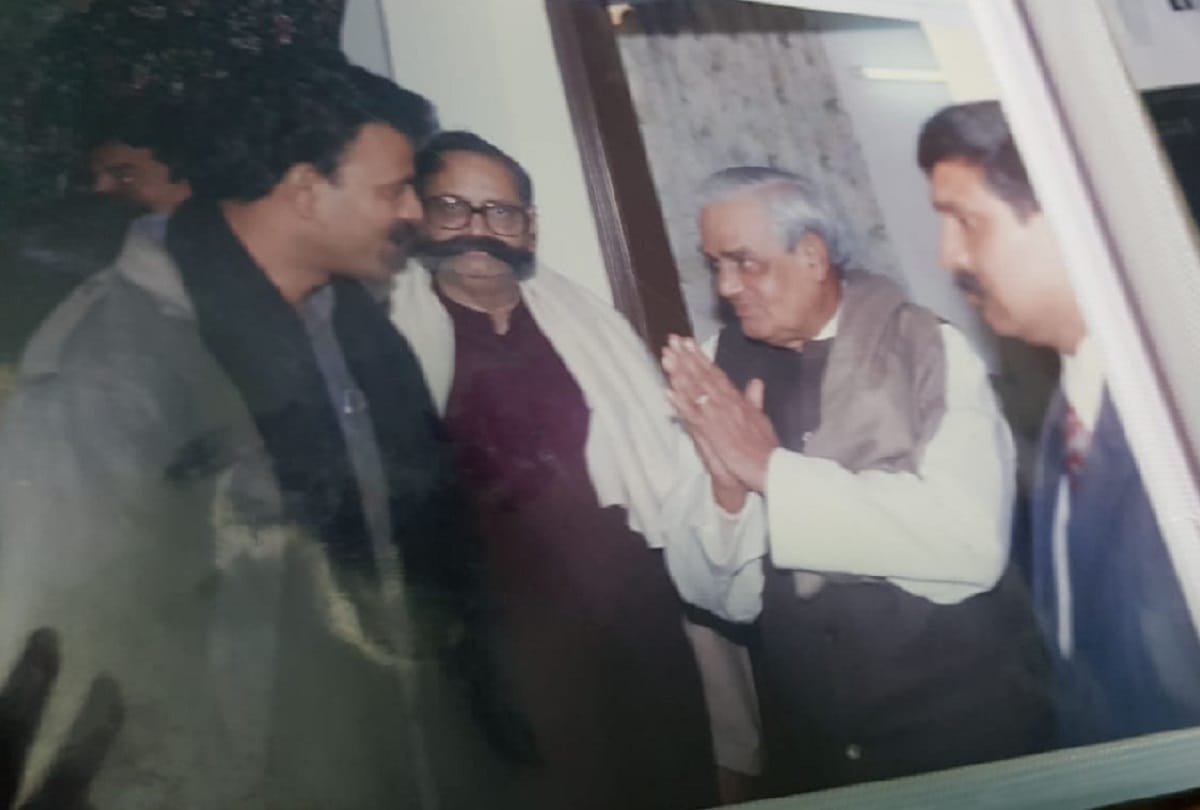 Atal Bihari Vajpayee liked to eat gajak, and 9 big things related to his life