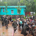 Kerala flood: Hands from all sides raised to help the victims