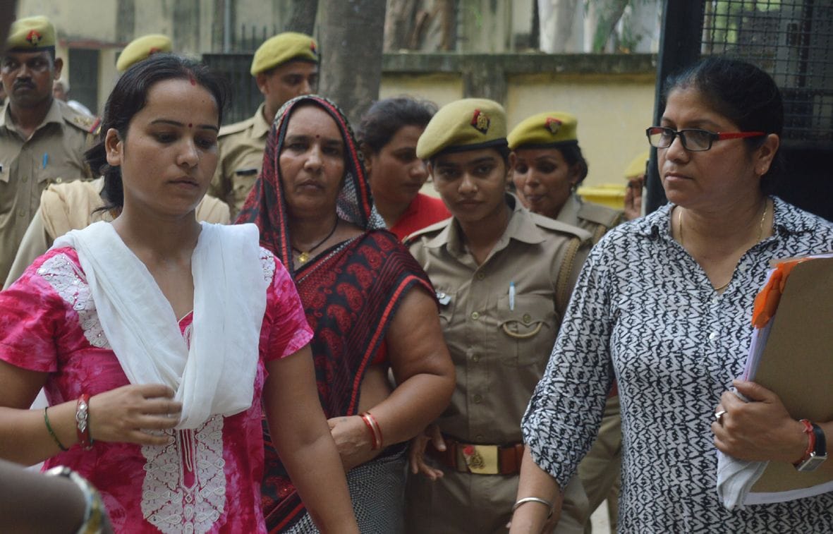 गिरिजा, मोहन और कंचनलता चार दिनों की रिमांड पर