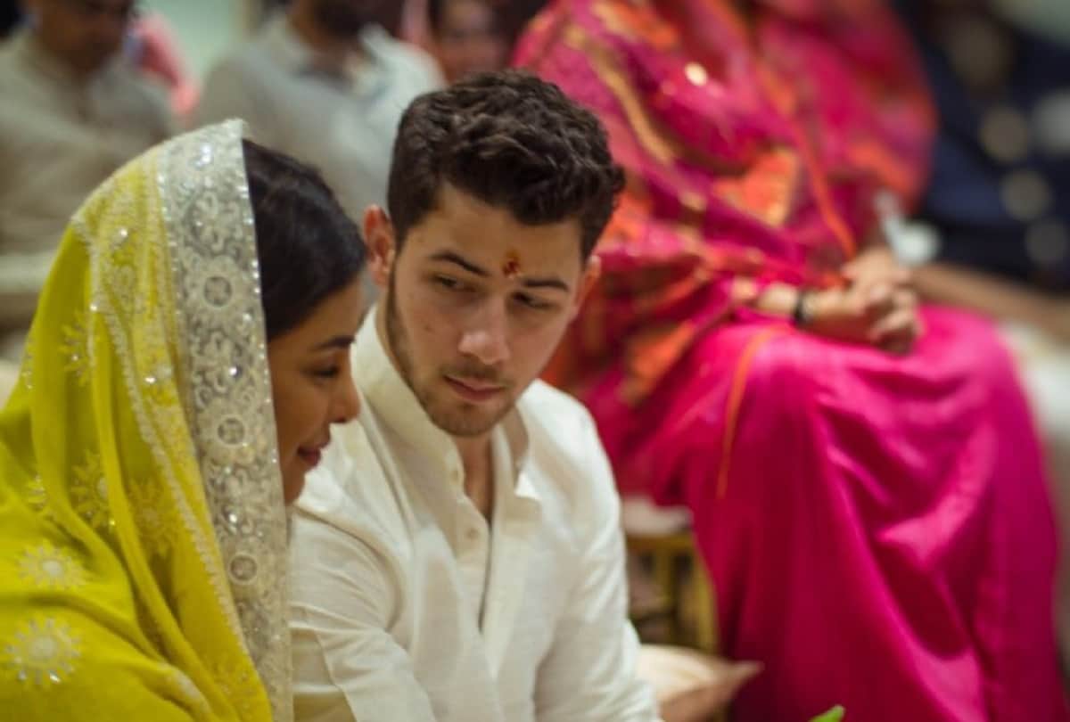 priynaka chopra and nick jonas engagement all photos