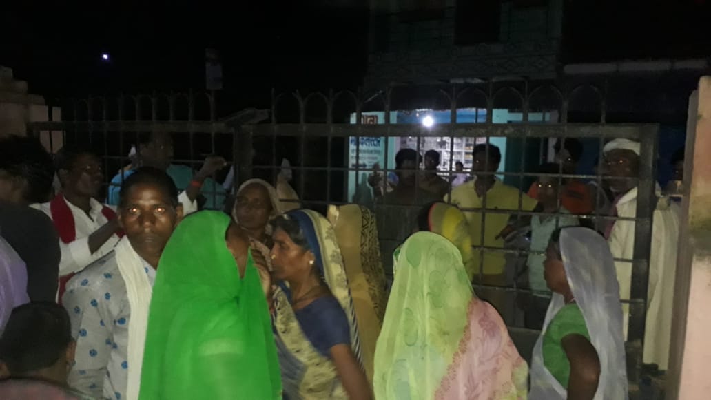 Girl student died after eaten food in school hostel