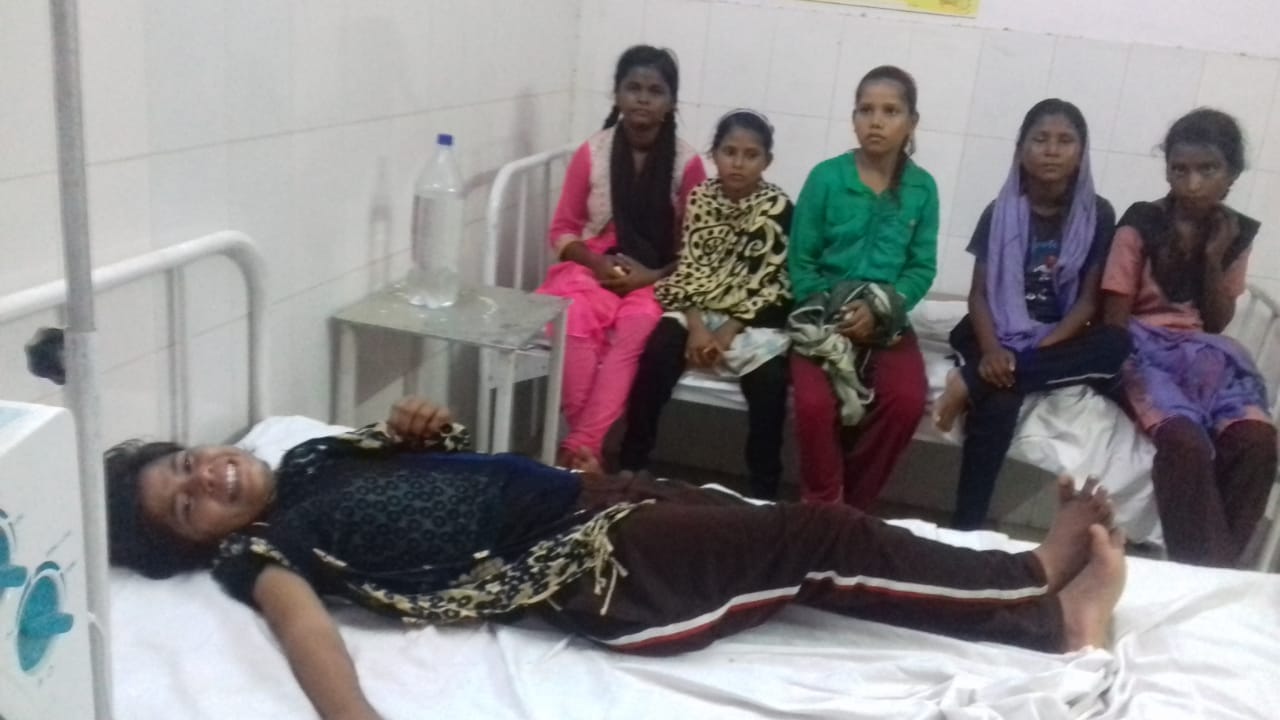 Girl student died after eaten food in school hostel