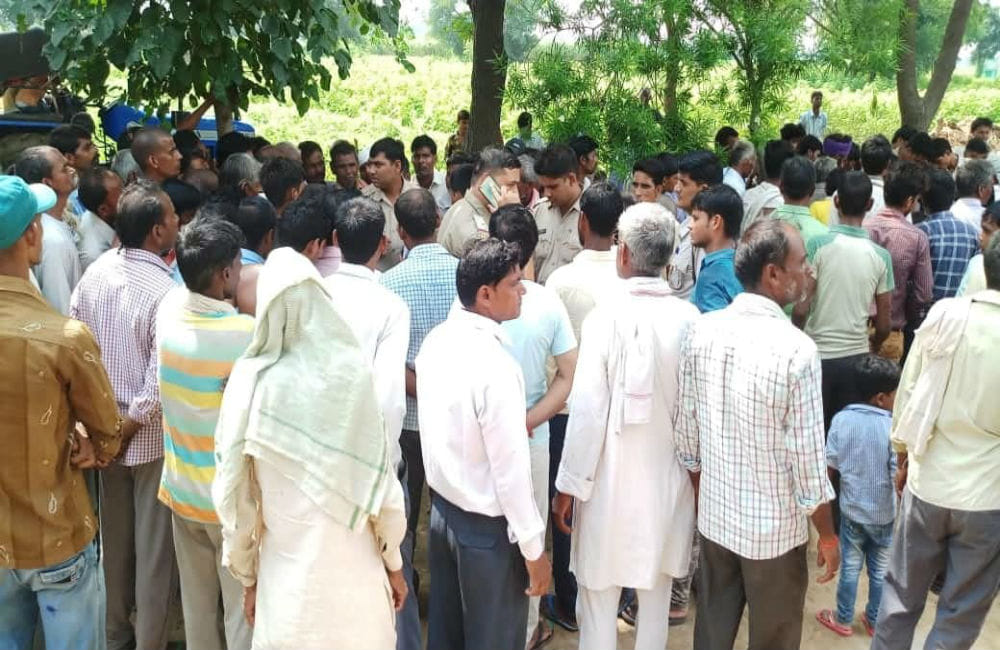 father shot dead his son in mathura