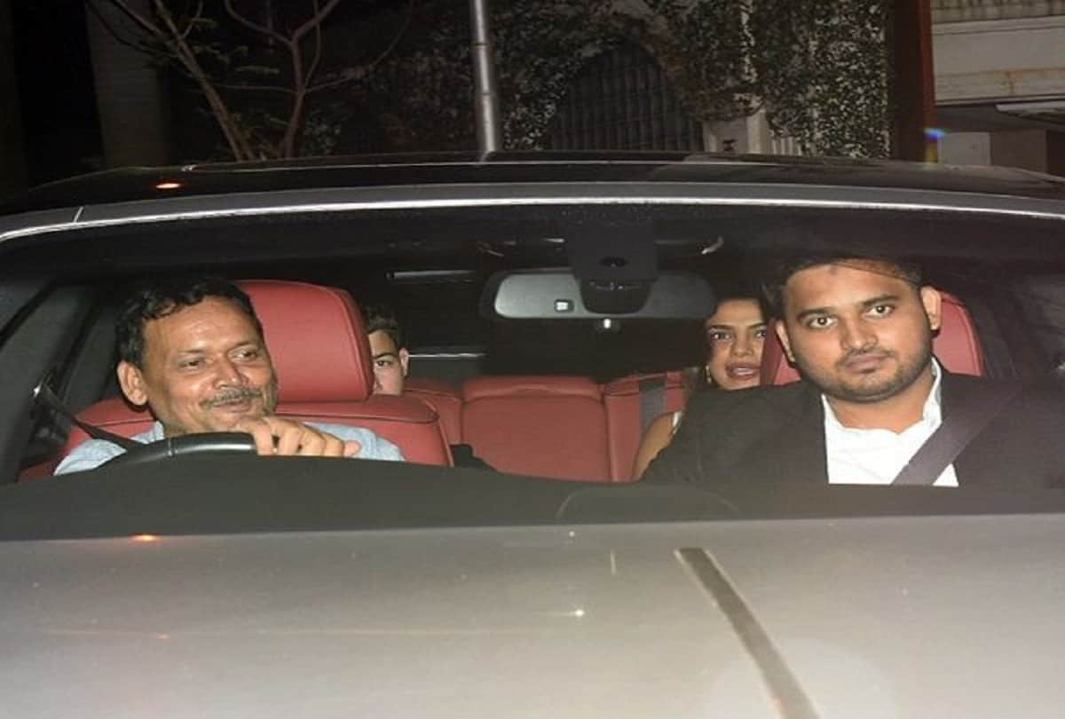 Before engagement Priyanka Chopra and Nick Jonas went out for dinner date with family
