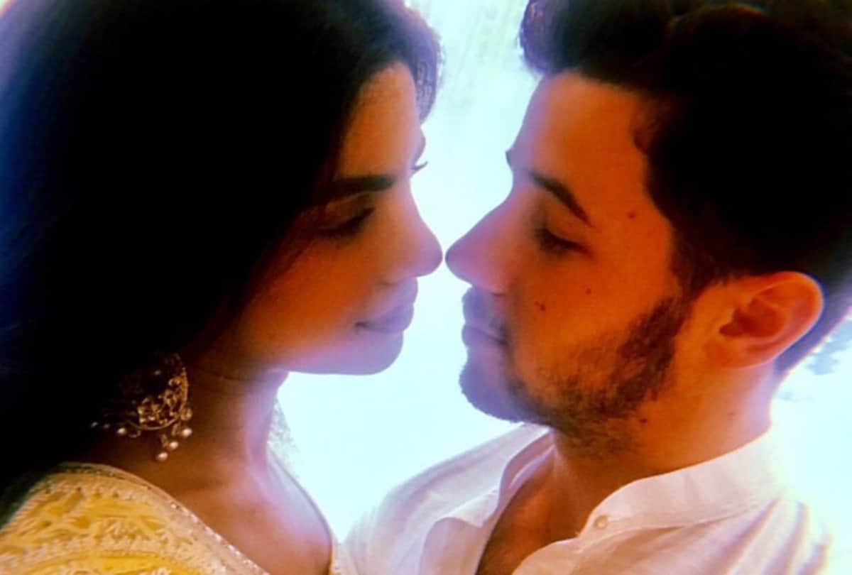 Nick Jonas Departed to America after his Engagement with Priyanka Chopra