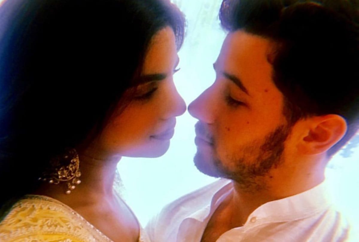 Priyanka Chopra and Nick Jonas engagement party dance video