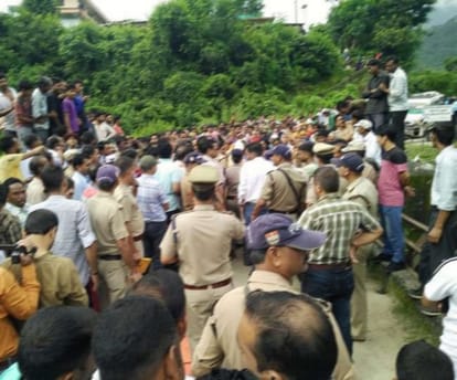girl dead body found in uttarkashi