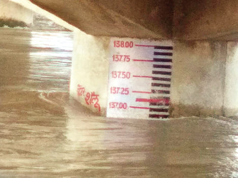 Water level of Ganga, Ramganga towards danger mark in farrukhabad