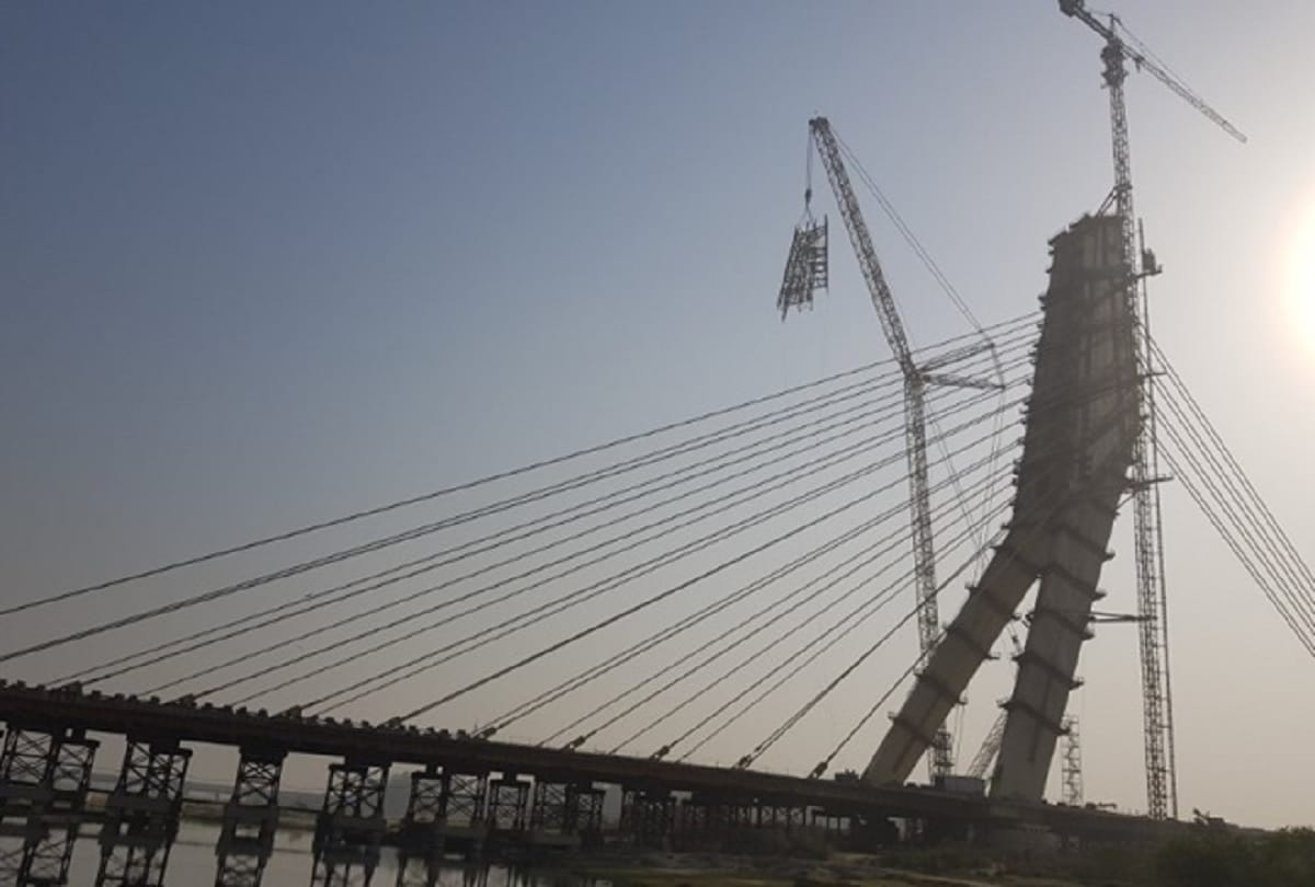 Manish Sisodia says Signature Bridge to be opened for public use by Oct 31
