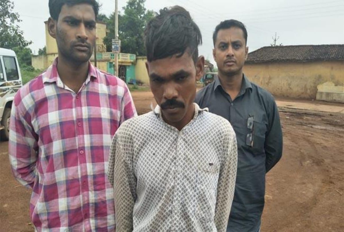 Stealing bicycle and distribute to village child in Robinhood style