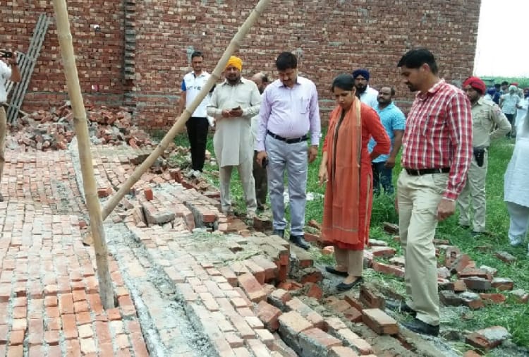 Six people killed in wall collapse in Punjab today