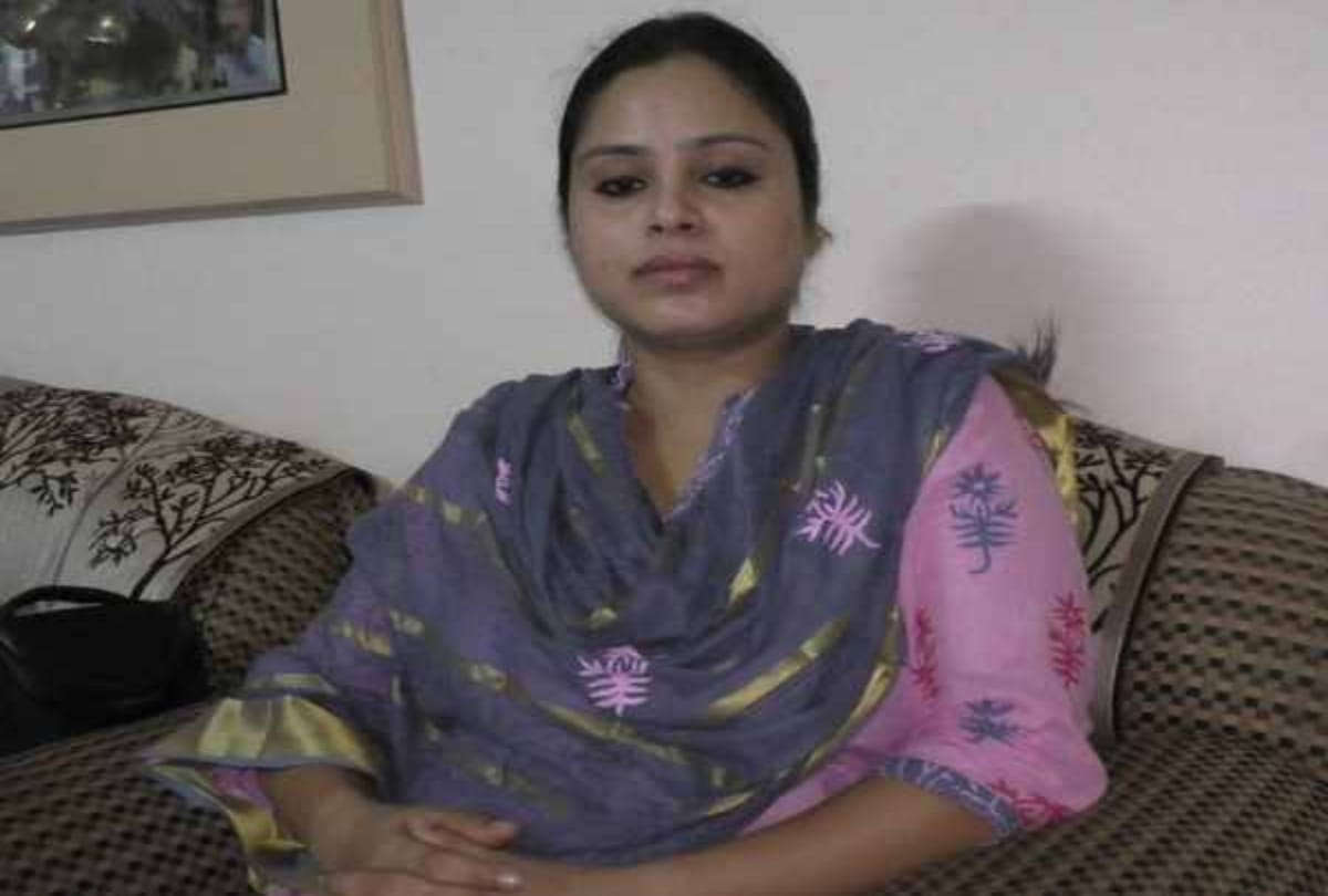 Man arrested for issuing death threats to activist Farhat Naqvi