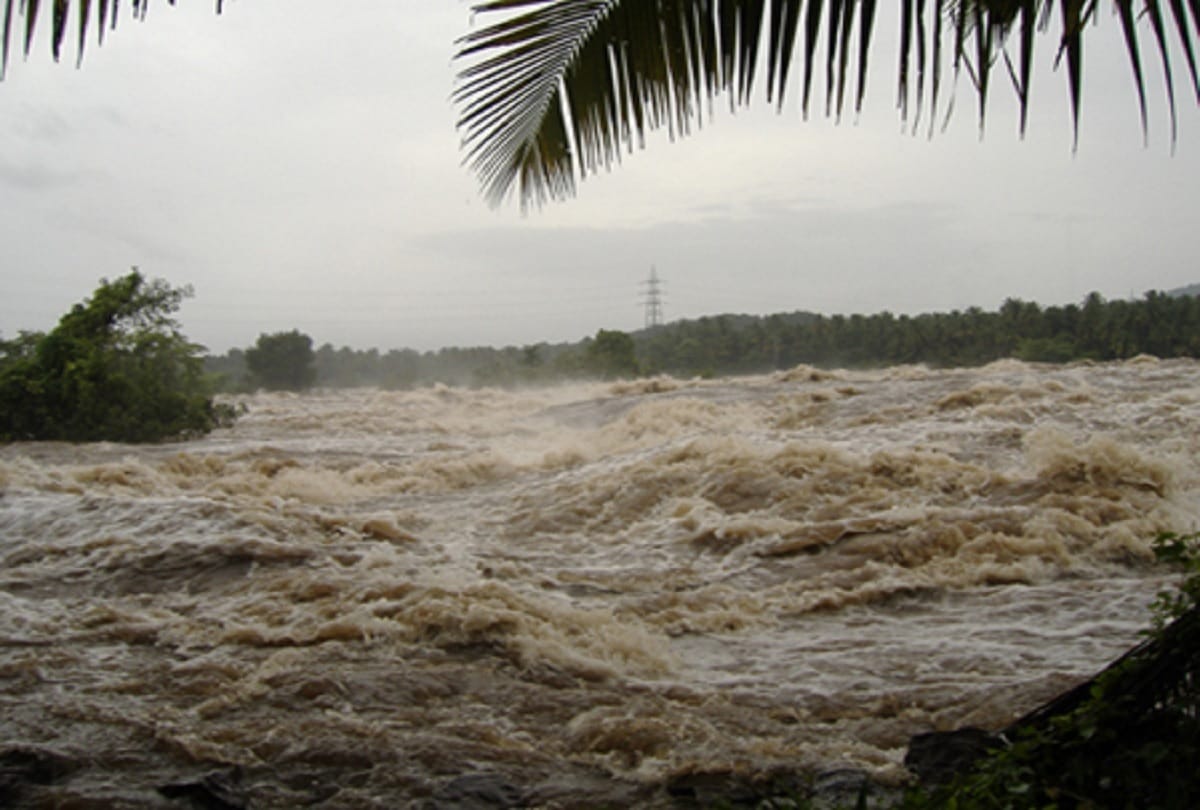 Kerala tragedy cause of these mistakes, Warning get 7 years ago