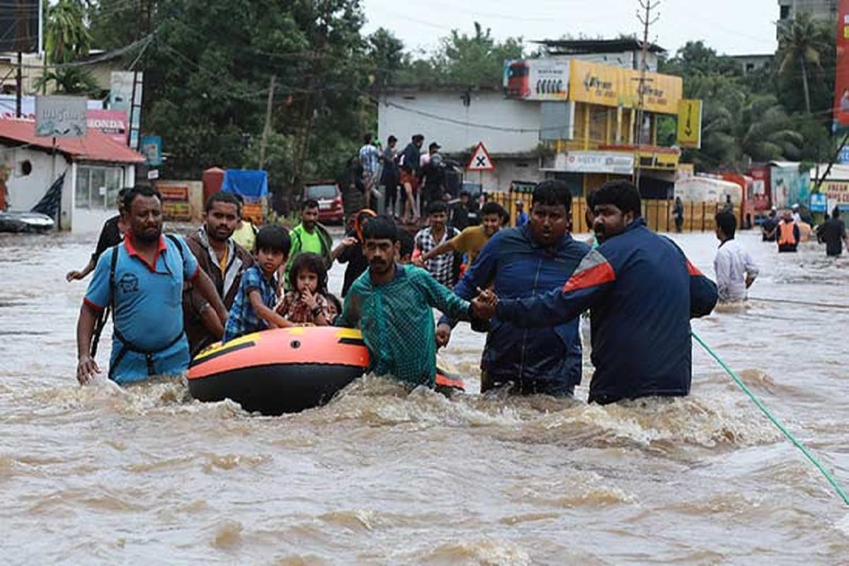 up government will send the food and clothes to Kerala