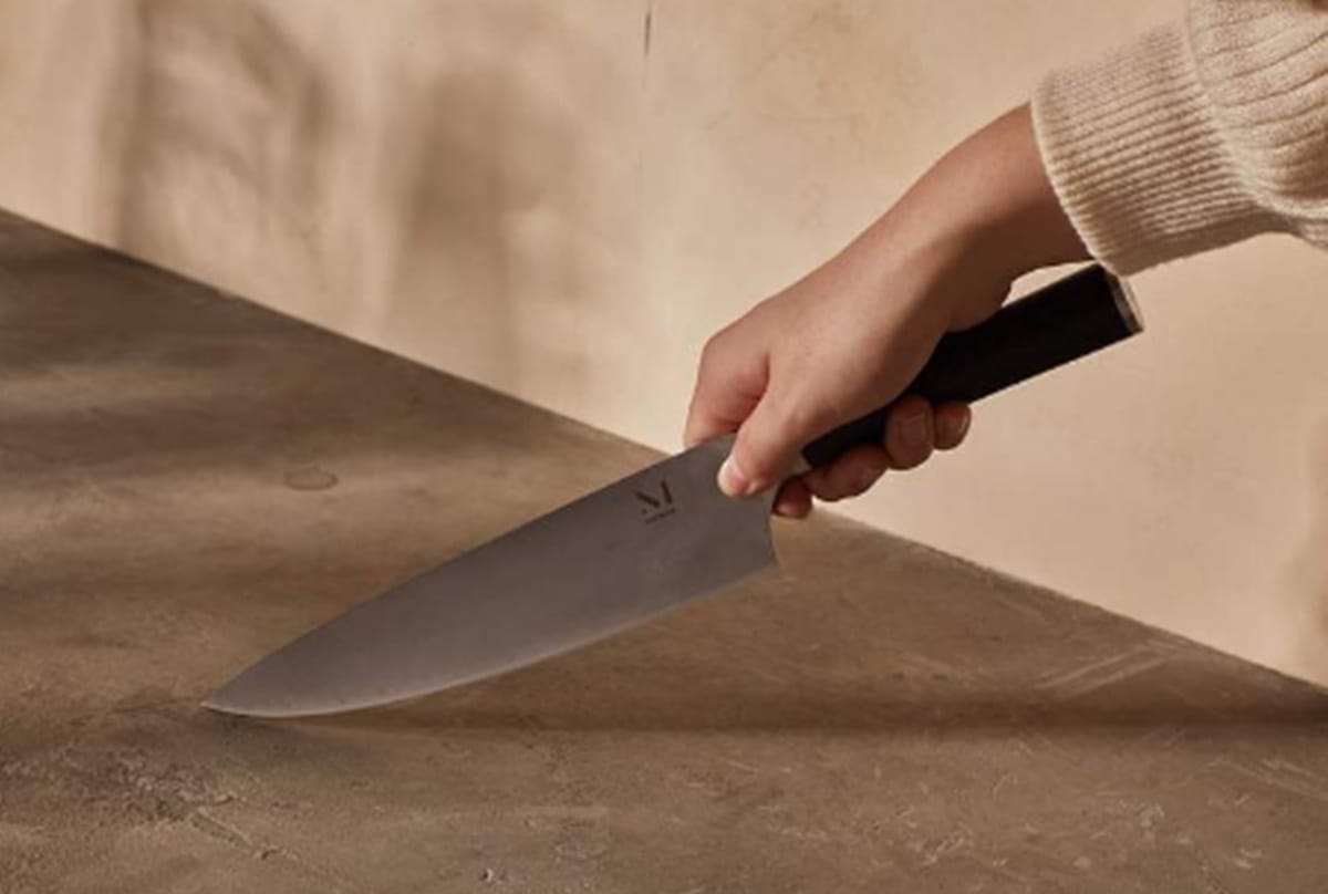 Knife Attack on Lady Constable by Husband posted in Indian Army, Traffic Police