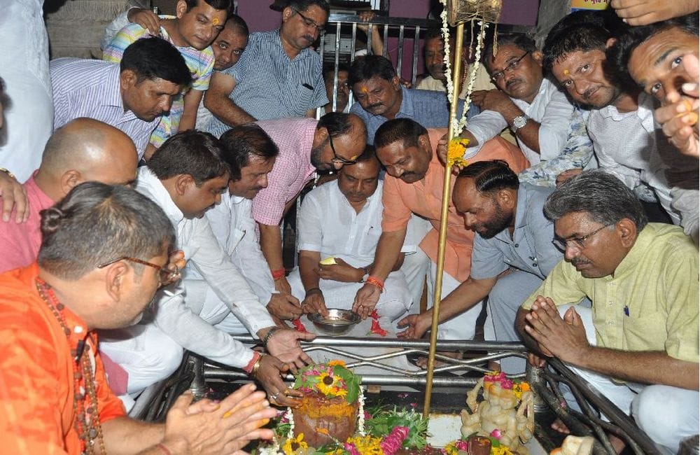 prithvinath mahadev mandir mela agra