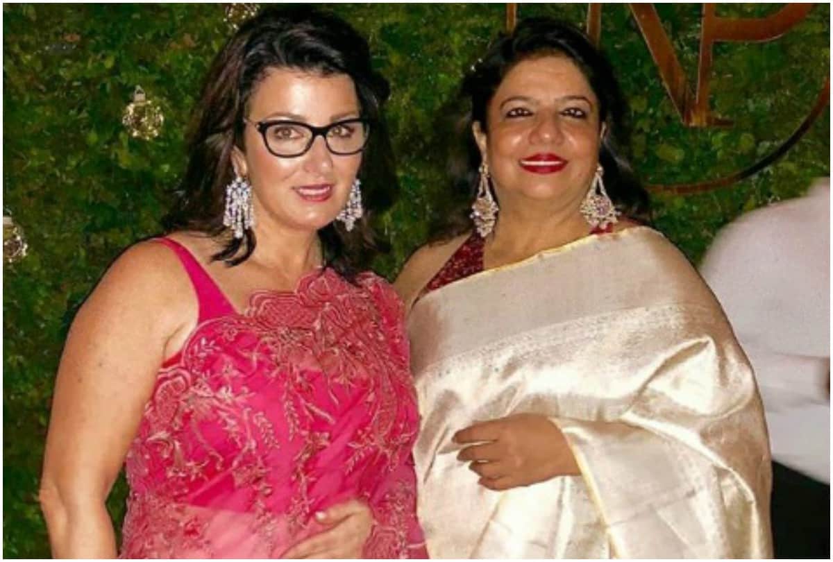 priyanka chopra mother madhu chopra dance with nick jonas mother denis after drink