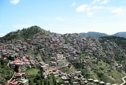 Major District Road: Now people will be able to build buildings by leaving five meters of space, not seven.