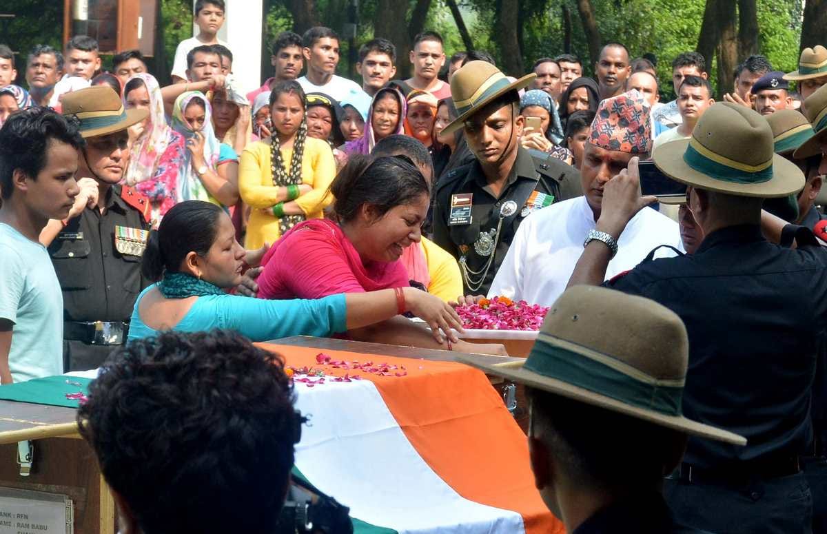 Martyr rambabu shahi funeral at harishchandra ghat in varanasi