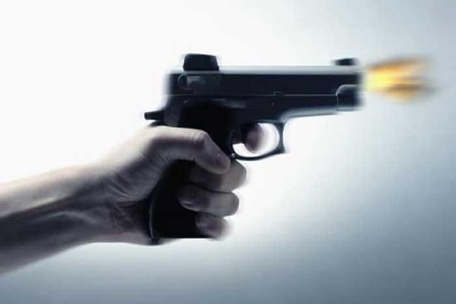 a man shoot out in azamgarh after clas with pradhan