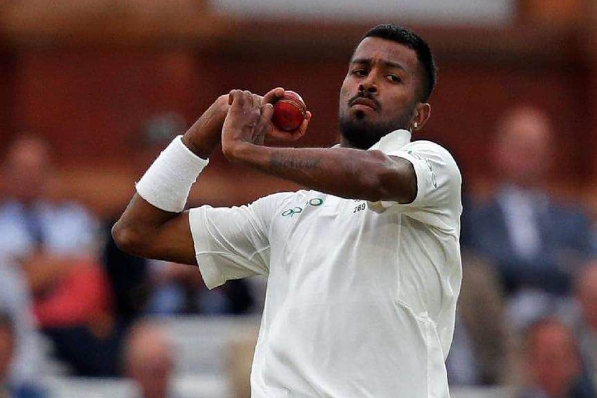 hardik pandya surprises his father after returning to home