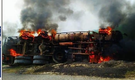 Kanwariyas blaze truck carrying animal mortal