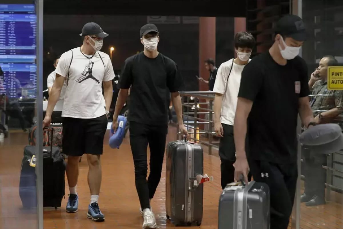 japan basketball players return back to home from asian games 2018