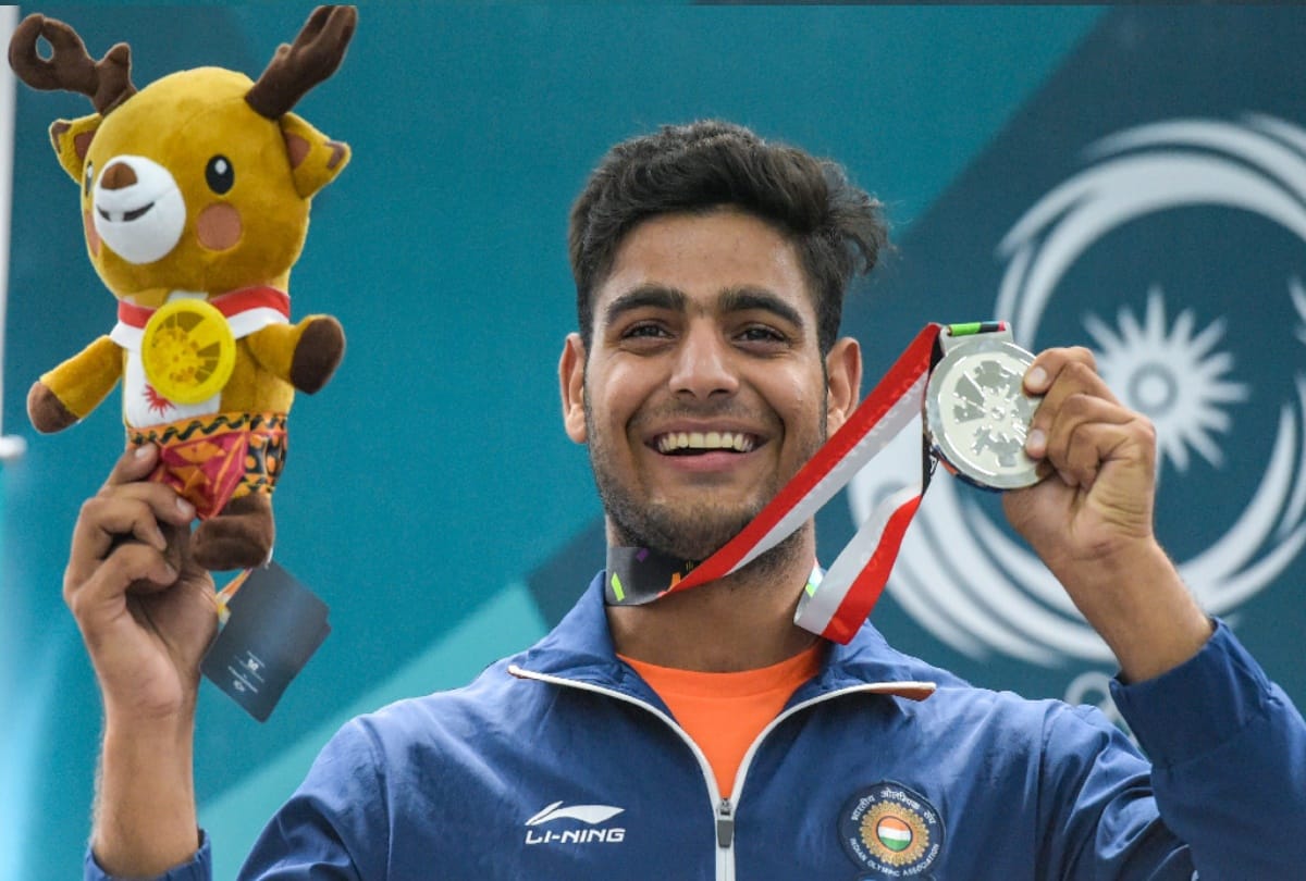PM Modi praises lakshay sen for reaching All England Open Final