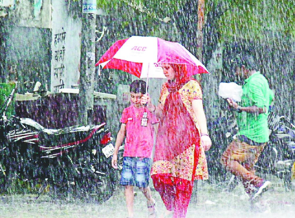 Jhajjhmi rain on the last Monday of Savan